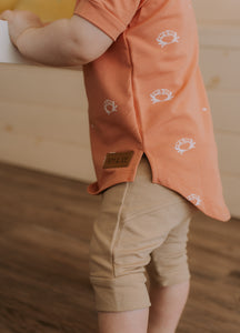 Grow-with-me latte shorts