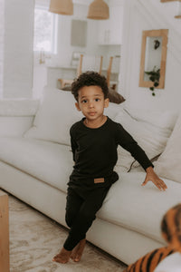 Evolutive black bamboo sweater 