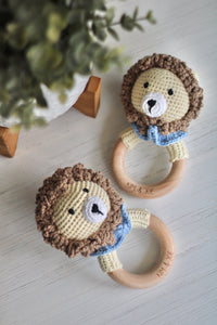 Crocheted lion rattle