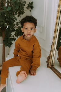 Crewneck évolutif ocre en coton fleece organique