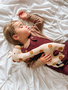 Giraffe plush toy