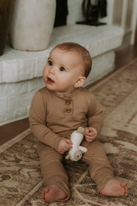 Evolutive sand bamboo onesie